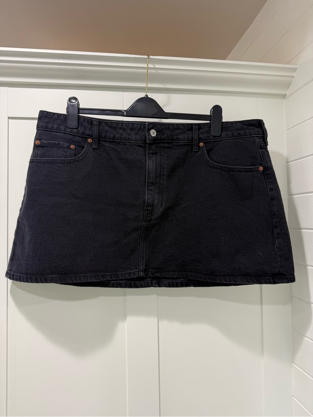 Abercrombie & Fitch‎ Black Denim Mini Skirt